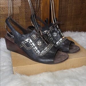 Colleen Cordero Handmade Slingback Wooden Wedge Peep Toe Sandals